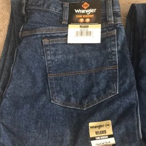 Wrangler flame resistance, relaxed fit